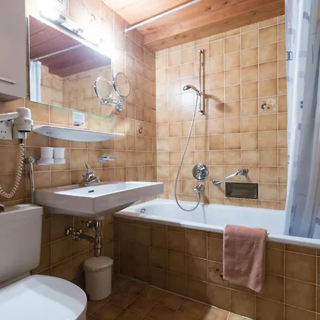 Ferienhaus Schiwiese mit freiem Eintritt in die Alpentherme und Sommernutzung der Gasteiner Bergbahnen Bad Hofgastein Exterior foto