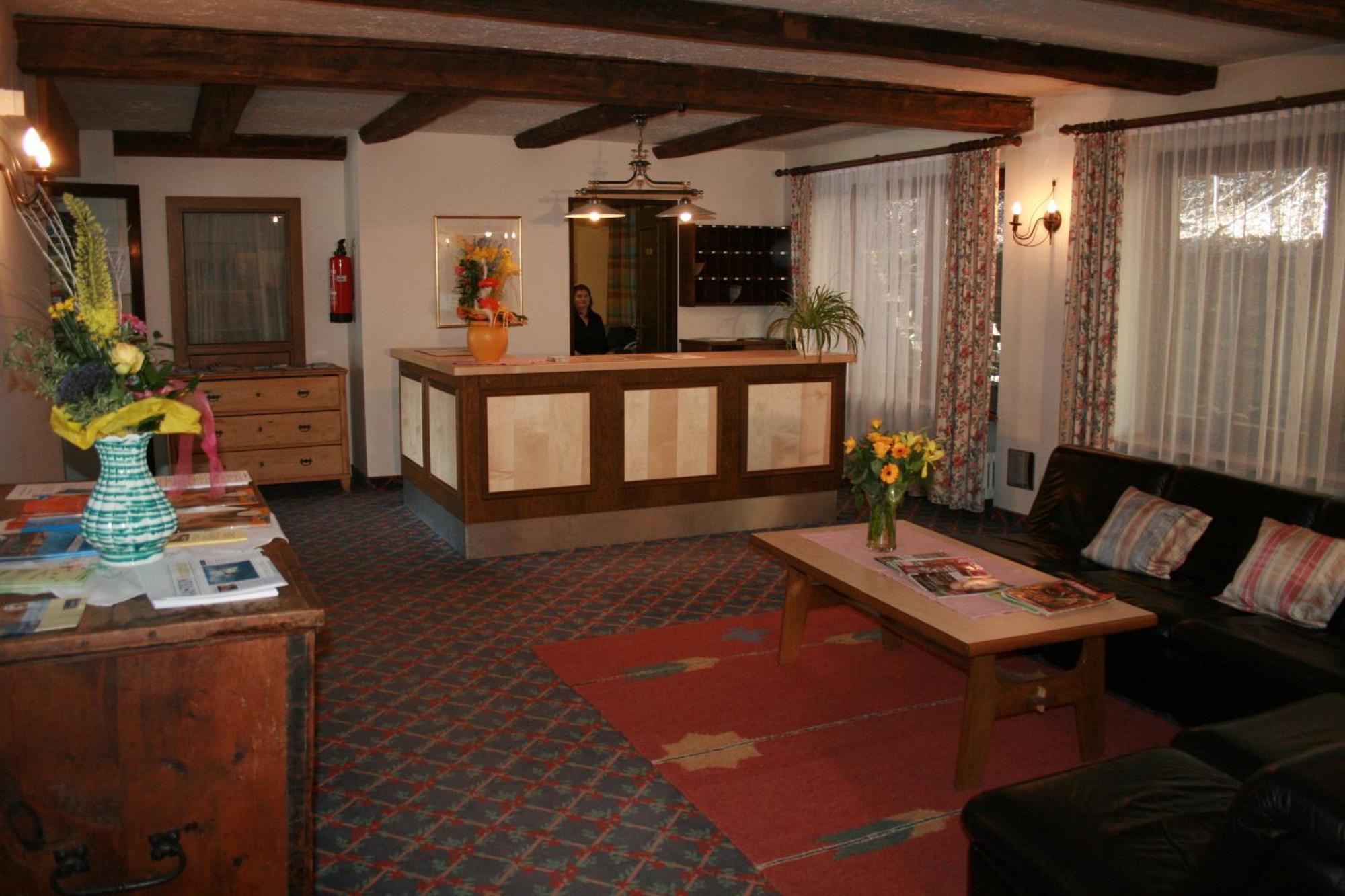 Apartment Schiwiese Mit Freiem Eintritt In Alpentherme Und Sommernutzung Der Gasteiner Bergbahnen Bad Hofgastein