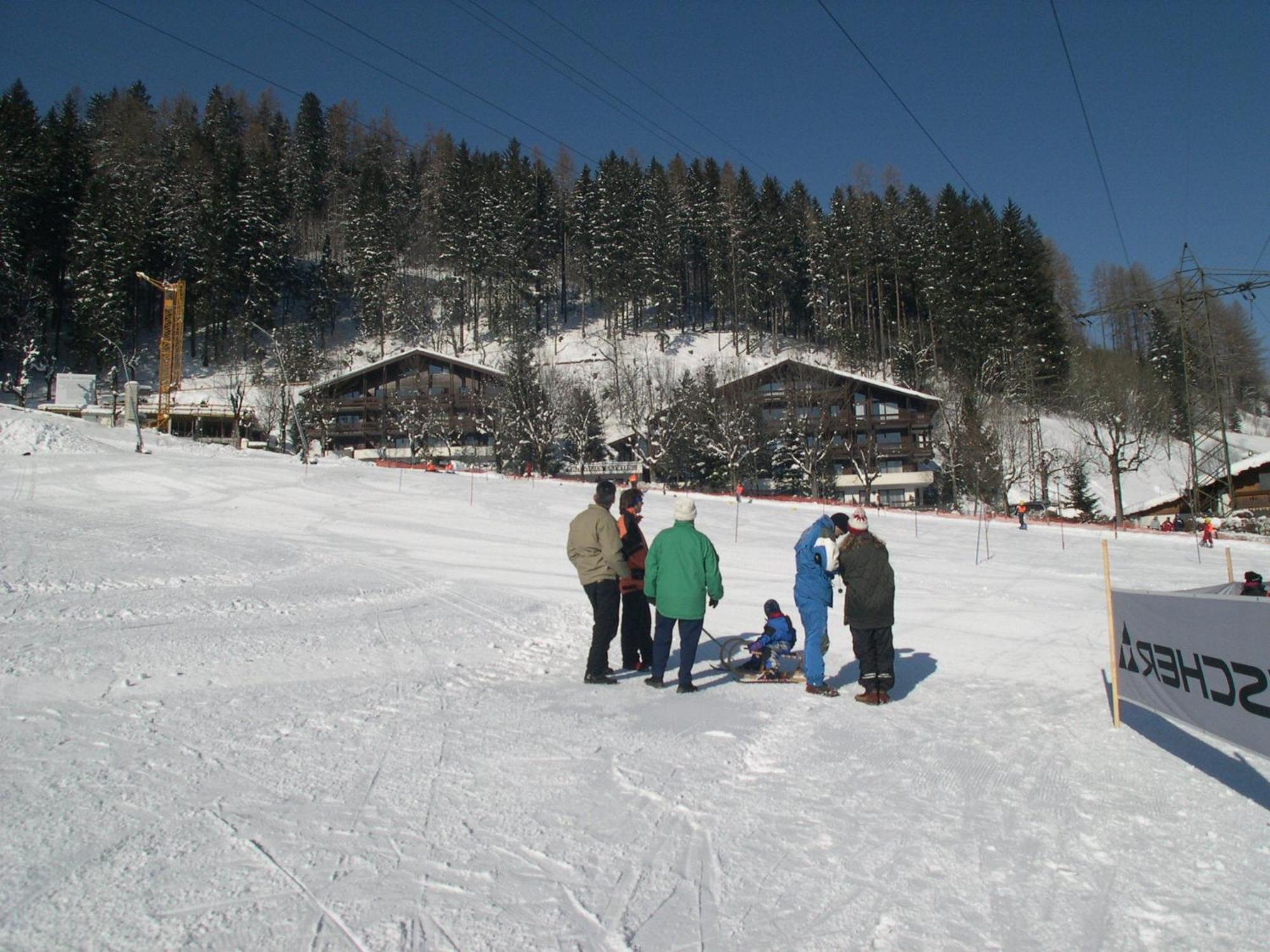 Schiwiese Mit Freiem Eintritt In Alpentherme Und Sommernutzung Der Gasteiner Bergbahnen Bad Hofgastein